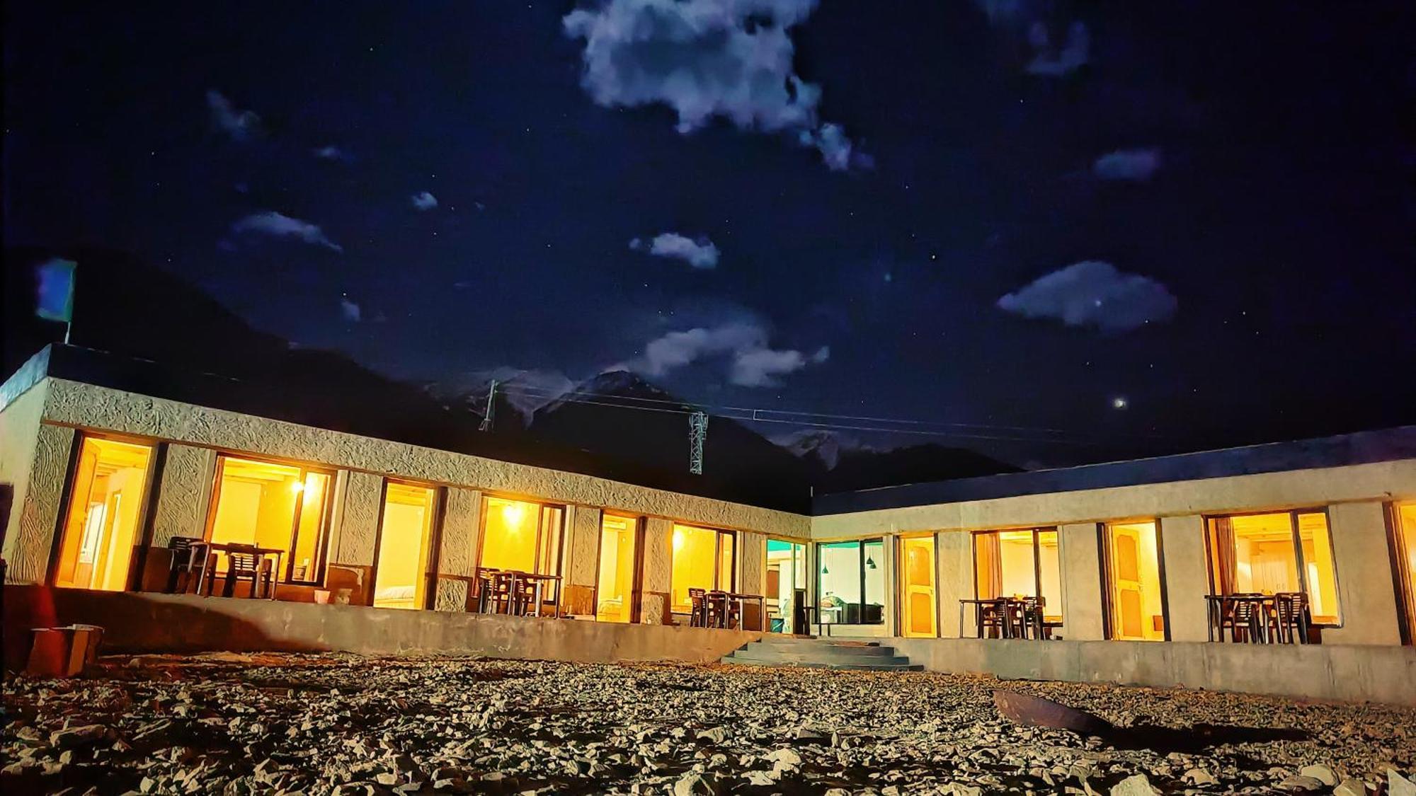 Mystic Pangong Hotel Spangmik Bagian luar foto