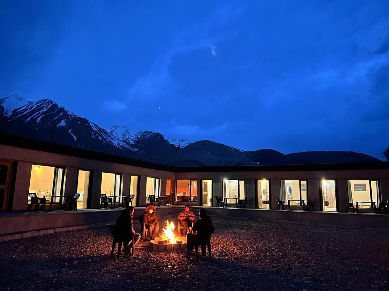 Mystic Pangong Hotel Spangmik Bagian luar foto