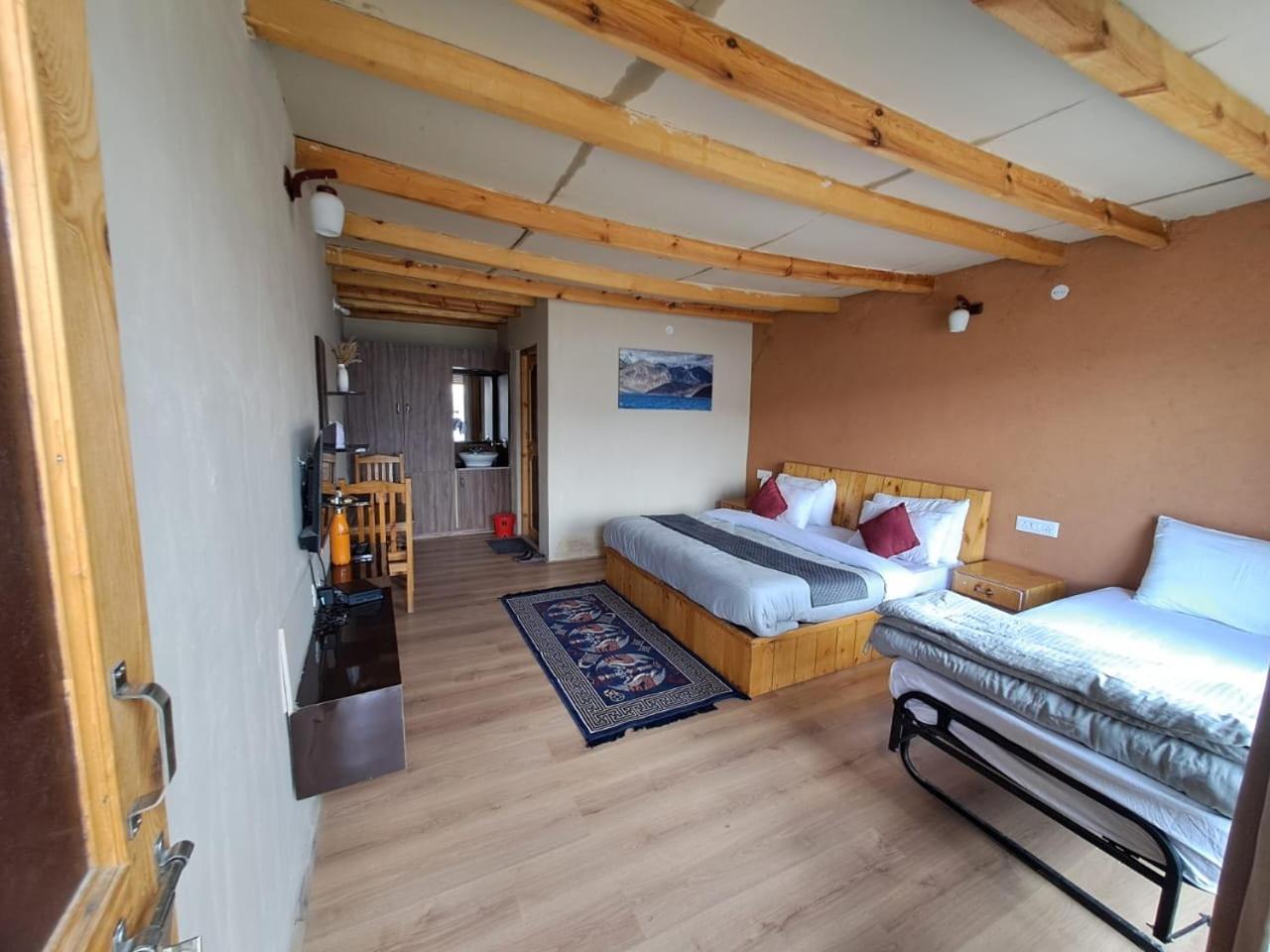 Mystic Pangong Hotel Spangmik Bagian luar foto